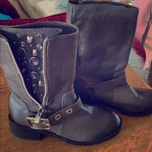 Vince Camuto Blingy NWOT 81/2 Grey Moto Boots